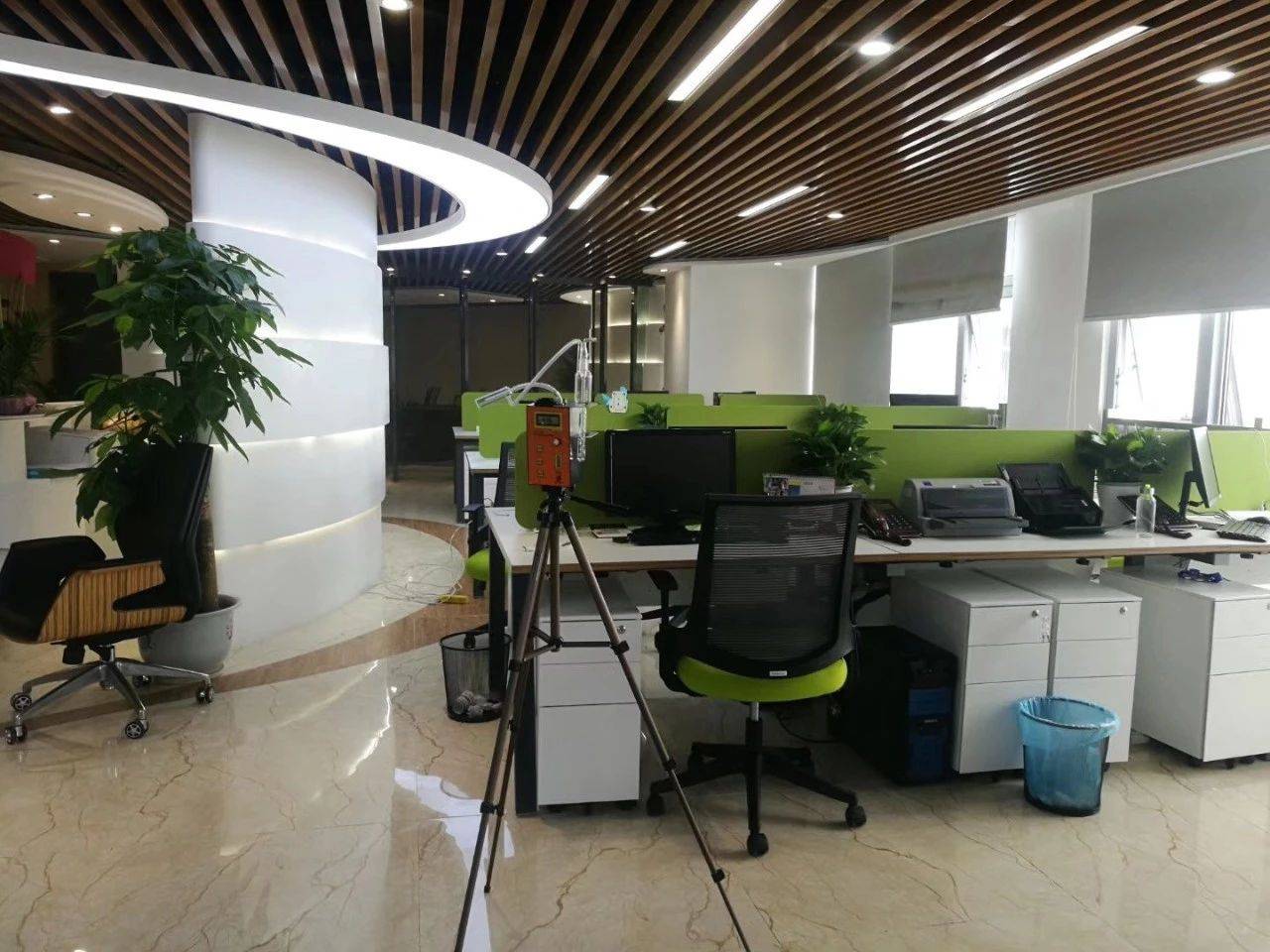 夏季办公室甲醛飙升,这样做效果会更快!